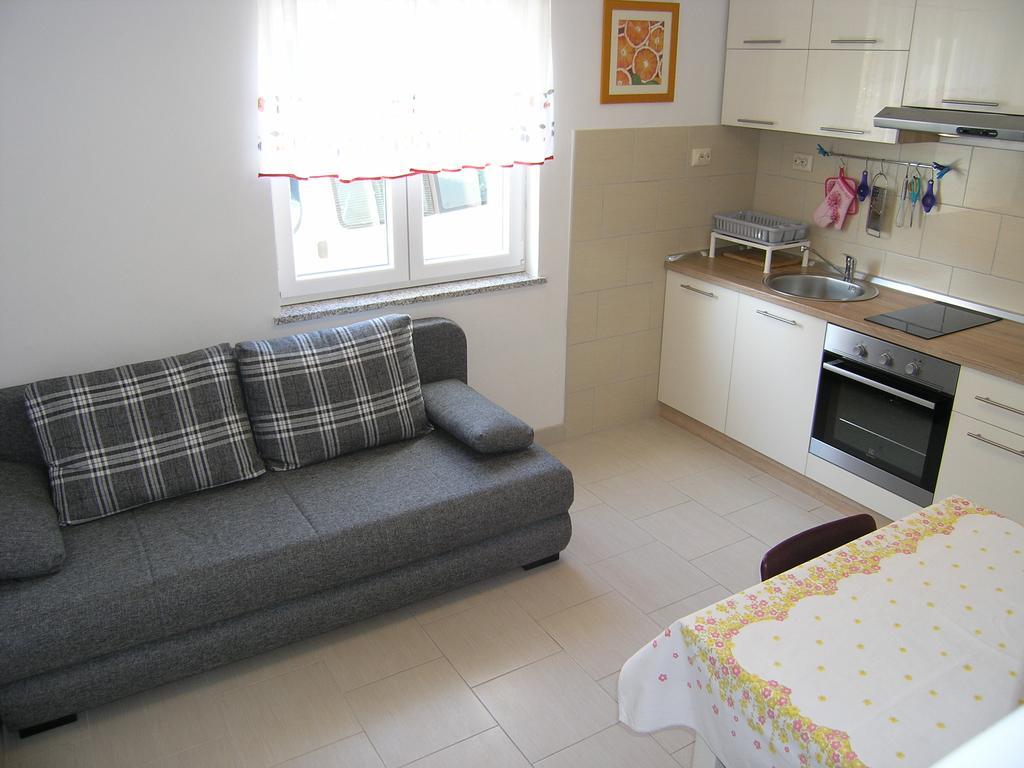 Apartman Vera Đảo Krk Ngoại thất bức ảnh