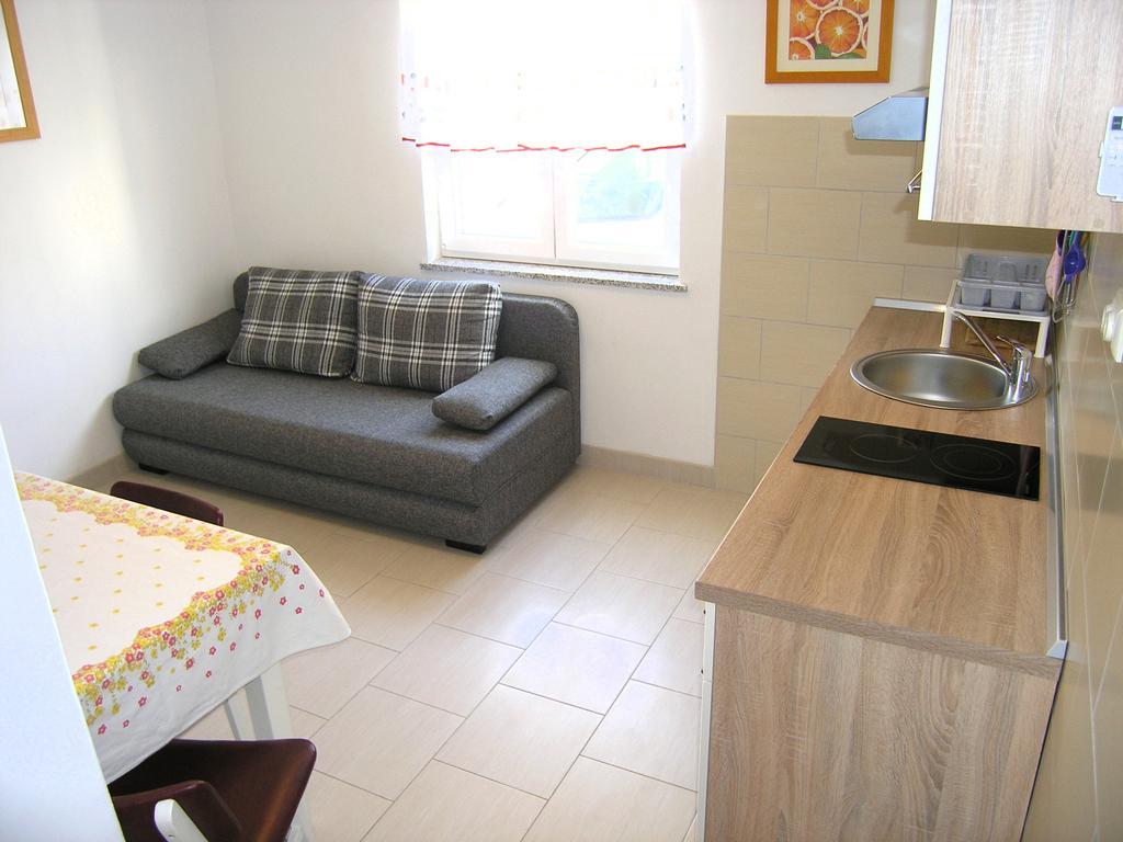 Apartman Vera Đảo Krk Ngoại thất bức ảnh