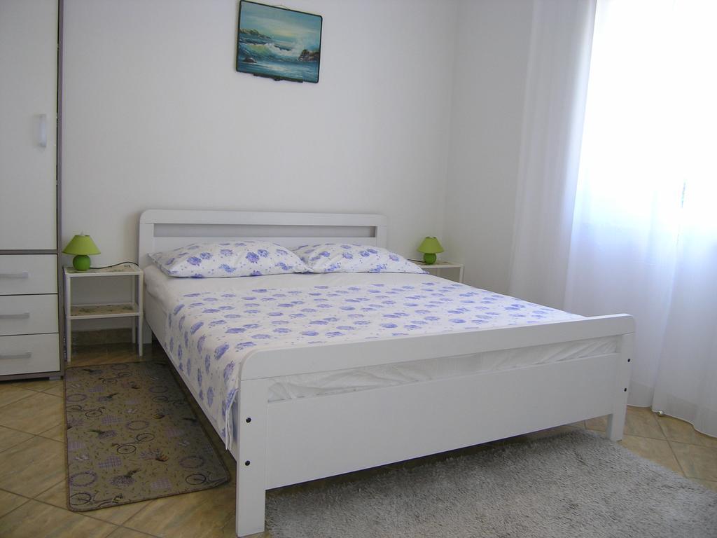 Apartman Vera Đảo Krk Ngoại thất bức ảnh